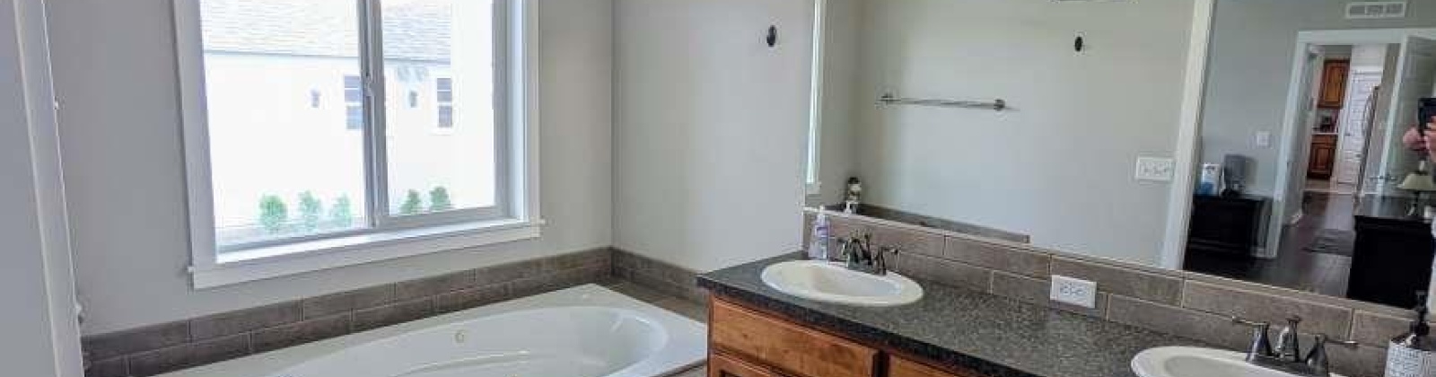 Balmoral, Pasco, Washington 99301, 4 Bedrooms Bedrooms, 0 ,3 BathroomsBathrooms,Houses,For Sale,Balmoral,0,288272