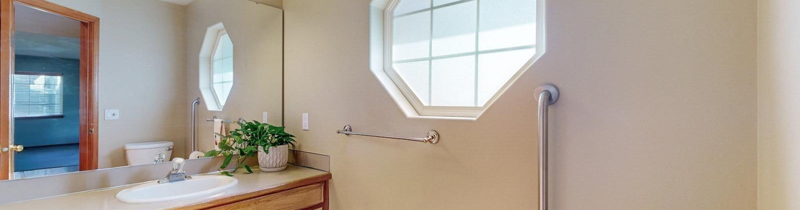 Grand Ronde Avenue, Kennewick, Washington 99336, 4 Bedrooms Bedrooms, 0 ,3 BathroomsBathrooms,Houses,For Sale,Grand Ronde Avenue,0,288273