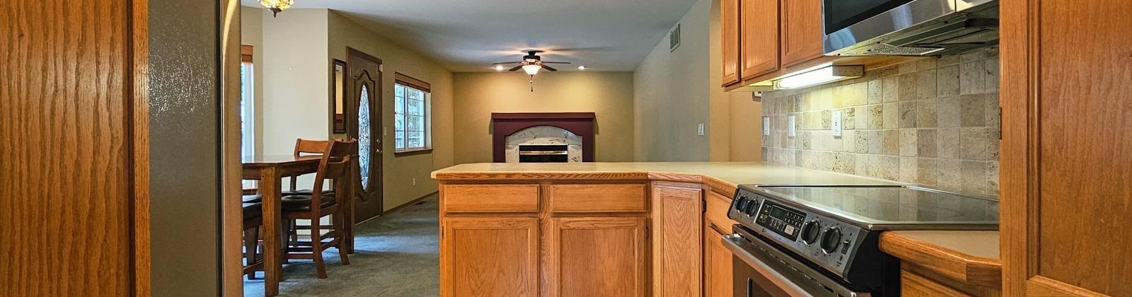 Grand Ronde Avenue, Kennewick, Washington 99336, 4 Bedrooms Bedrooms, 0 ,3 BathroomsBathrooms,Houses,For Sale,Grand Ronde Avenue,0,288273