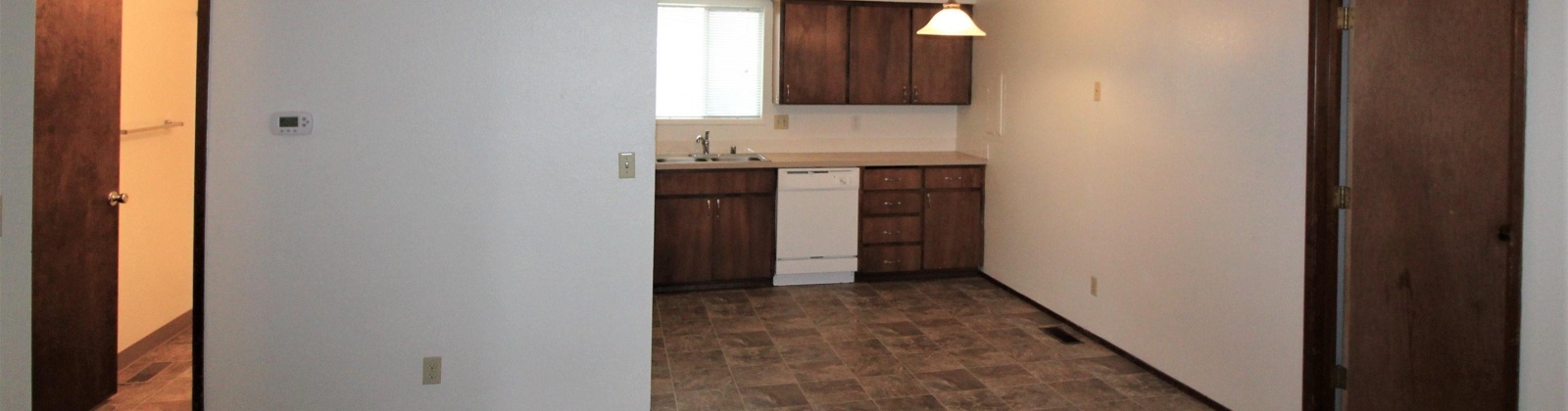 46th Street, West Richland, Washington 99353, 2 Bedrooms Bedrooms, 0 ,1 BathroomBathrooms,Commercial,For Rent,46th Street,0,288291