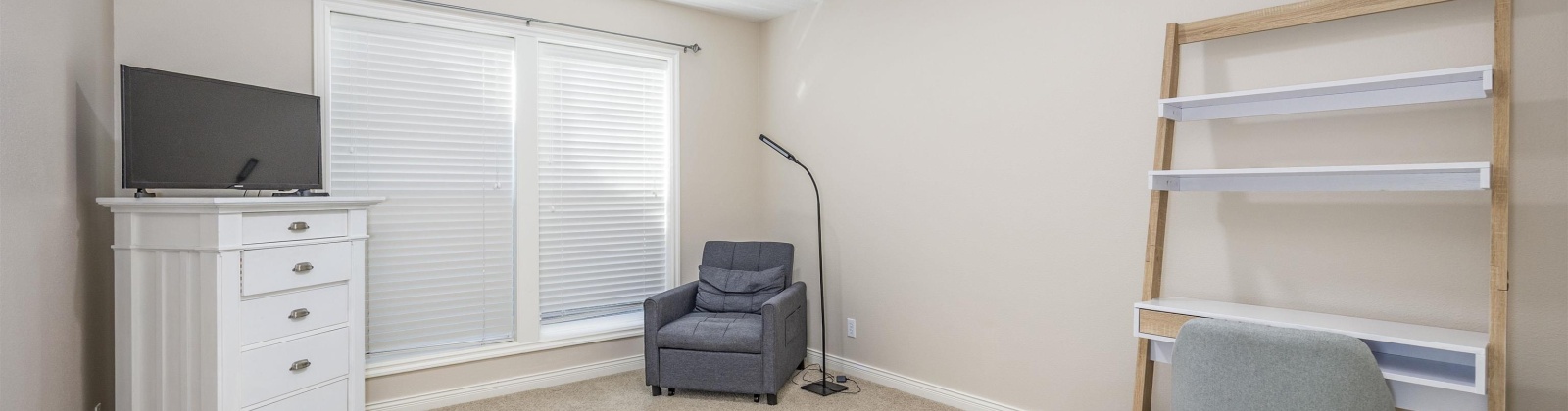 Jefferson Place, Kennewick, Washington 99338, 3 Bedrooms Bedrooms, 0 ,2 BathroomsBathrooms,Houses,For Sale,Jefferson Place,0,288286