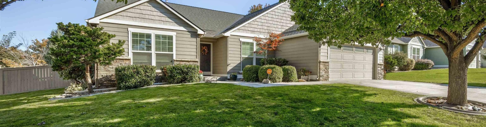 Jefferson Place, Kennewick, Washington 99338, 3 Bedrooms Bedrooms, 0 ,2 BathroomsBathrooms,Houses,For Sale,Jefferson Place,0,288286