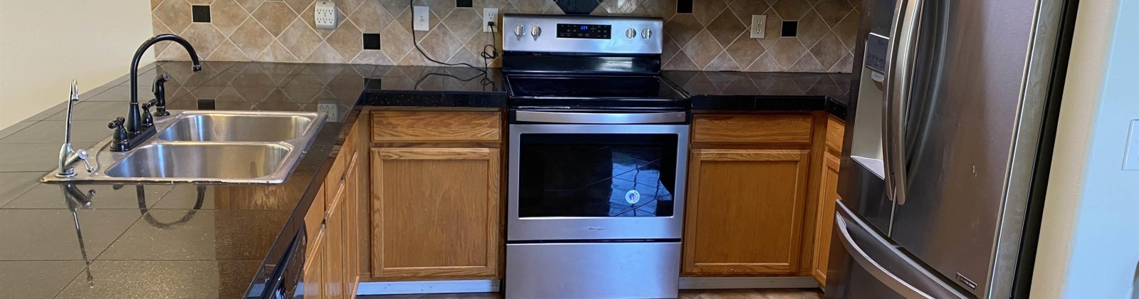 6th Pl, Kennewick, Washington 99336, 3 Bedrooms Bedrooms, 0 ,2 BathroomsBathrooms,Houses,For Sale,6th Pl,0,288316