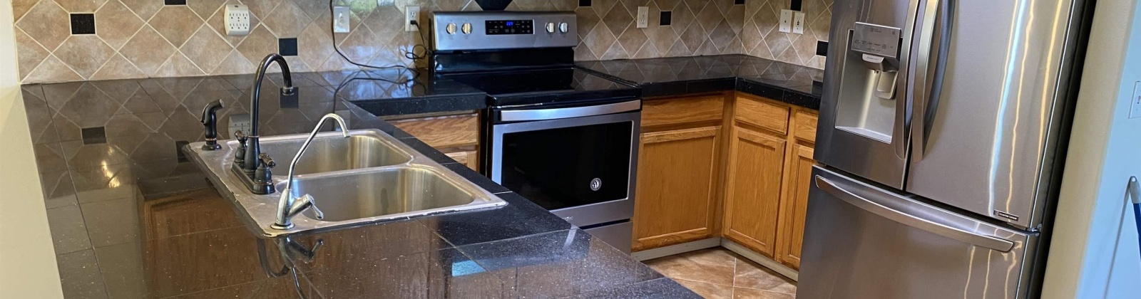 6th Pl, Kennewick, Washington 99336, 3 Bedrooms Bedrooms, 0 ,2 BathroomsBathrooms,Houses,For Sale,6th Pl,0,288316