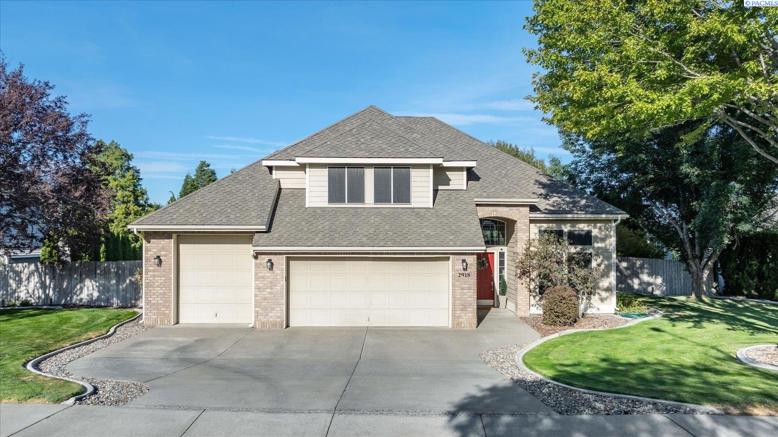 43rd Ct, Kennewick, Washington 99337, 4 Bedrooms Bedrooms, 0 ,3 BathroomsBathrooms,Houses,For Sale,43rd Ct,0,288329