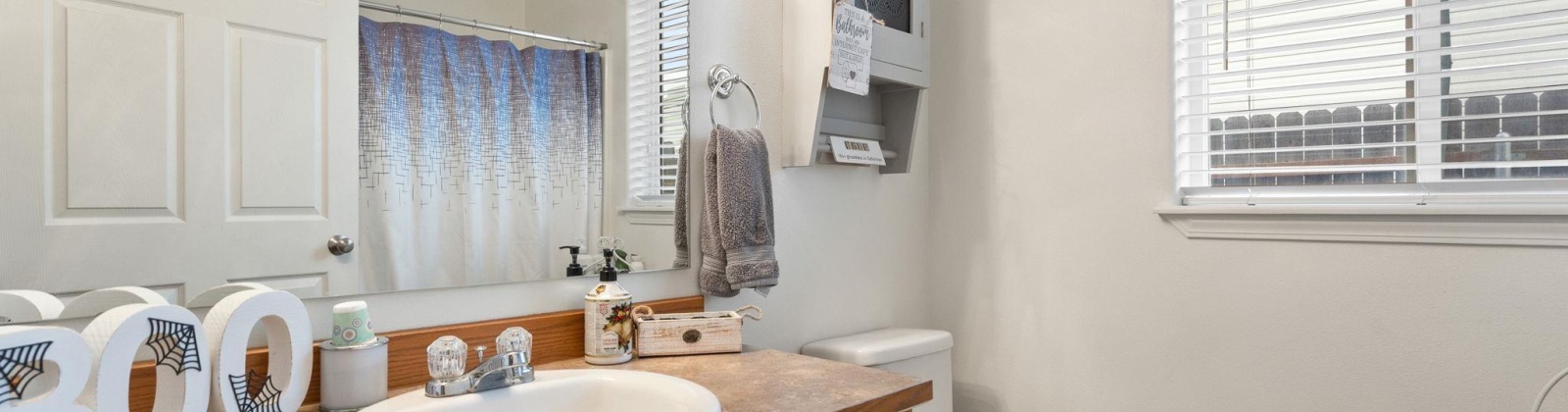 Catalonia, Pasco, Washington 99301, 3 Bedrooms Bedrooms, 0 ,2 BathroomsBathrooms,Houses,For Sale,Catalonia,0,288341