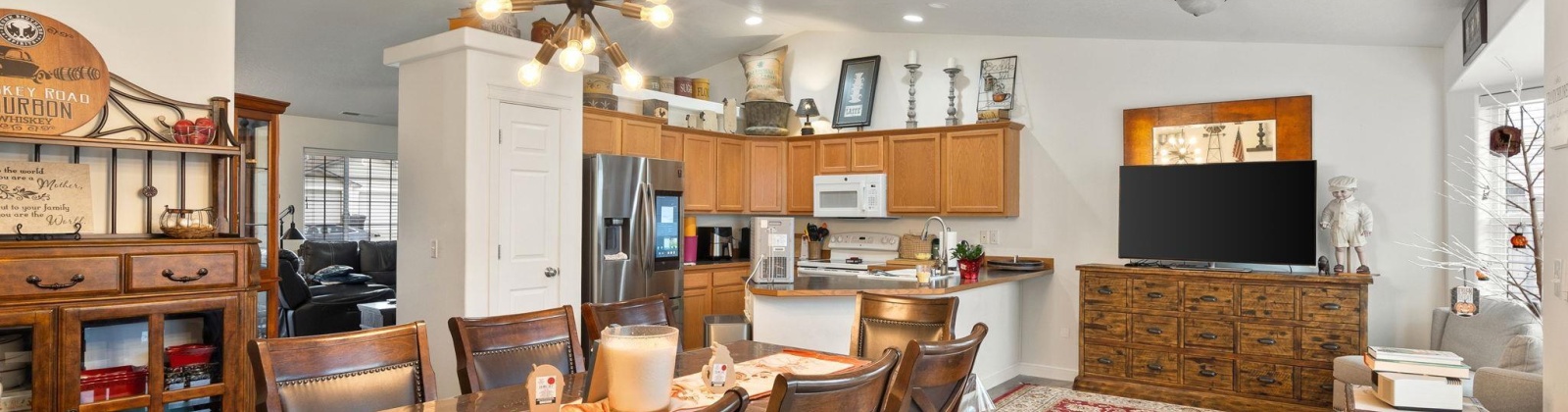 Catalonia, Pasco, Washington 99301, 3 Bedrooms Bedrooms, 0 ,2 BathroomsBathrooms,Houses,For Sale,Catalonia,0,288341