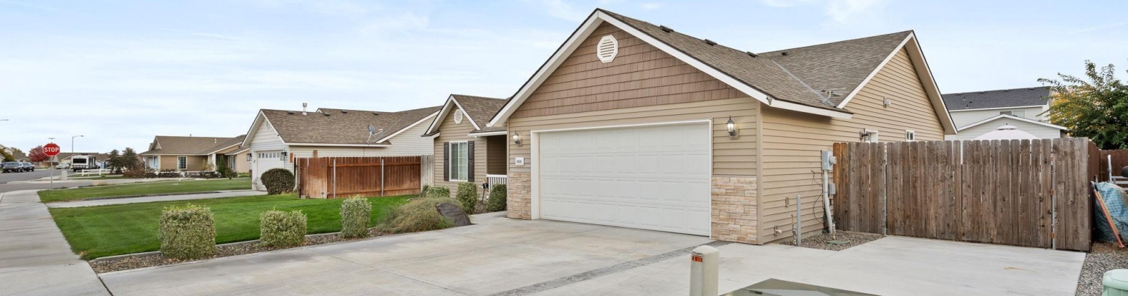 Catalonia, Pasco, Washington 99301, 3 Bedrooms Bedrooms, 0 ,2 BathroomsBathrooms,Houses,For Sale,Catalonia,0,288341