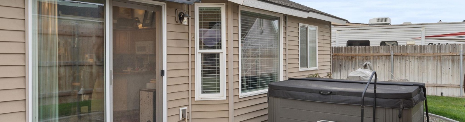 Catalonia, Pasco, Washington 99301, 3 Bedrooms Bedrooms, 0 ,2 BathroomsBathrooms,Houses,For Sale,Catalonia,0,288341