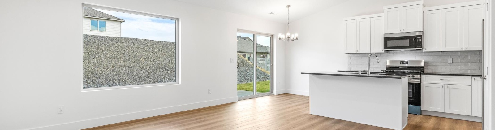 Penn St, Kennewick, Washington 99338, 3 Bedrooms Bedrooms, 0 ,2 BathroomsBathrooms,Houses,For Sale,Penn St,0,288333