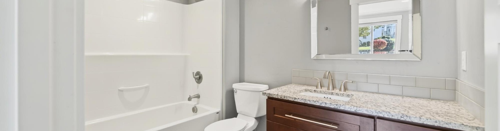 49th Ave, Kennewick, Washington 99337, 5 Bedrooms Bedrooms, 0 ,5 BathroomsBathrooms,Houses,For Sale,49th Ave,0,288351