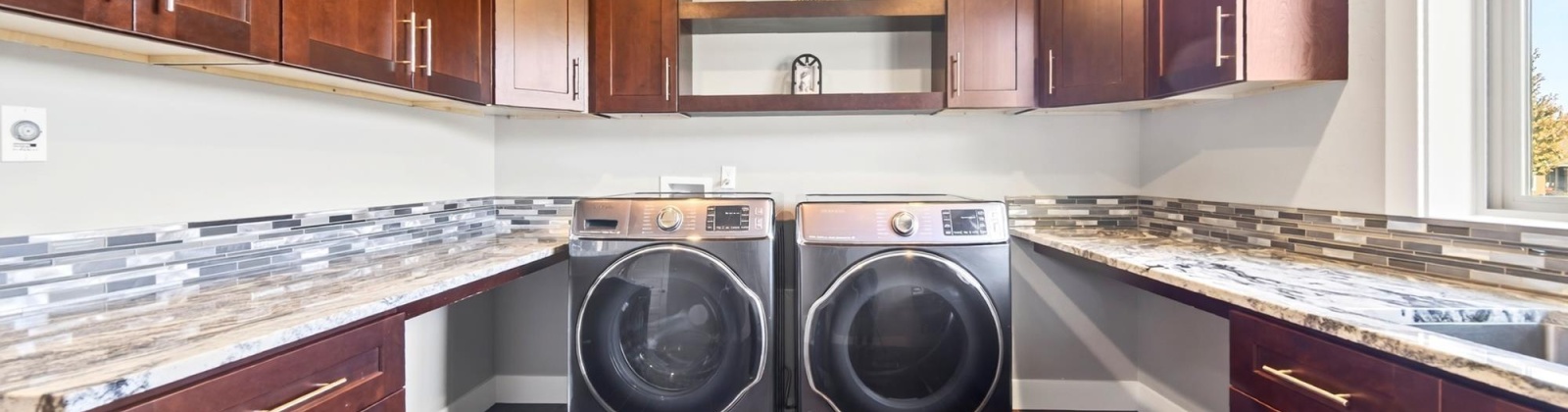 49th Ave, Kennewick, Washington 99337, 5 Bedrooms Bedrooms, 0 ,5 BathroomsBathrooms,Houses,For Sale,49th Ave,0,288351