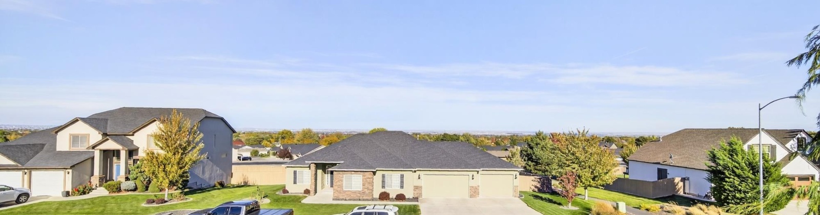 49th Ave, Kennewick, Washington 99337, 5 Bedrooms Bedrooms, 0 ,5 BathroomsBathrooms,Houses,For Sale,49th Ave,0,288351