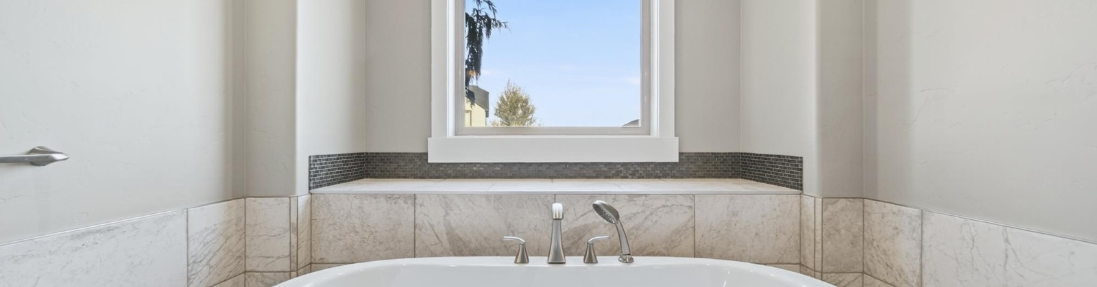 49th Ave, Kennewick, Washington 99337, 5 Bedrooms Bedrooms, 0 ,5 BathroomsBathrooms,Houses,For Sale,49th Ave,0,288351