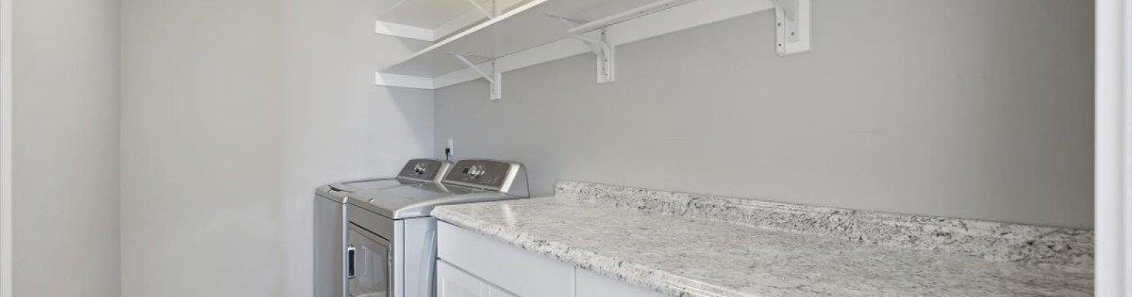 Tyre Dr, Pasco, Washington 99301, 4 Bedrooms Bedrooms, 0 ,3 BathroomsBathrooms,Houses,For Sale,Tyre Dr,0,288342