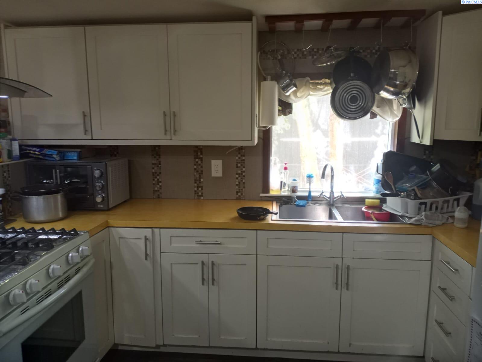 14TH ST, Benton City, Washington 98930, 2 Bedrooms Bedrooms, 0 ,2 BathroomsBathrooms,Manufactured Homes,For Sale,14TH ST,0,288367