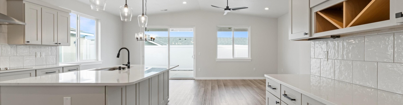 Kalani Ct, West Richland, Washington 99353, 3 Bedrooms Bedrooms, 0 ,2 BathroomsBathrooms,Condos/townhomes,For Sale,Kalani Ct,0,288382