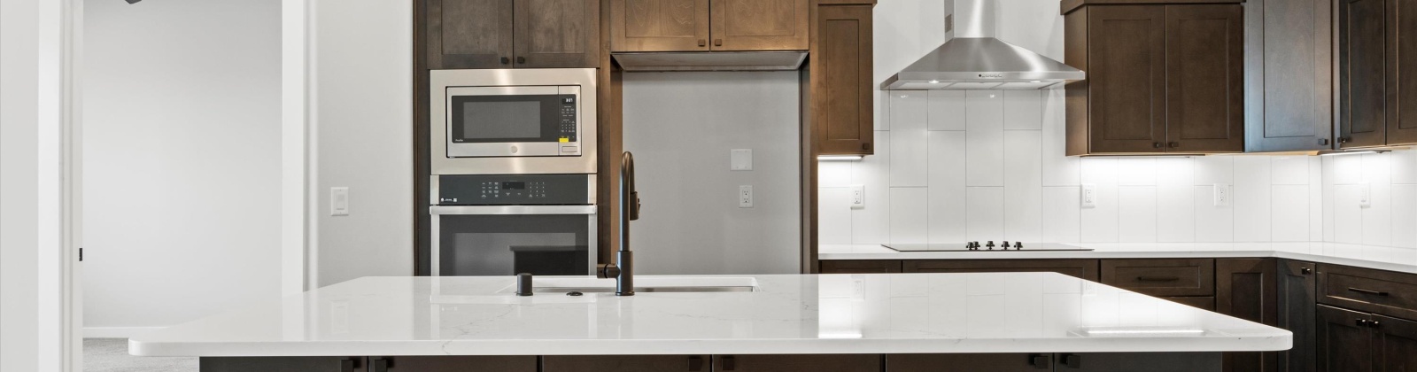 Kalani Ct, West Richland, Washington 99353, 2 Bedrooms Bedrooms, 0 ,2 BathroomsBathrooms,Condos/townhomes,For Sale,Kalani Ct,0,288385