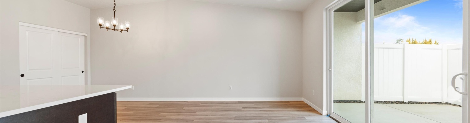 Kalani Ct, West Richland, Washington 99353, 2 Bedrooms Bedrooms, 0 ,2 BathroomsBathrooms,Condos/townhomes,For Sale,Kalani Ct,0,288385