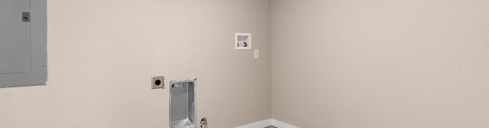 17th Ave, Kennewick, Washington 99337, 5 Bedrooms Bedrooms, 0 ,3 BathroomsBathrooms,Houses,For Sale,17th Ave,0,288398