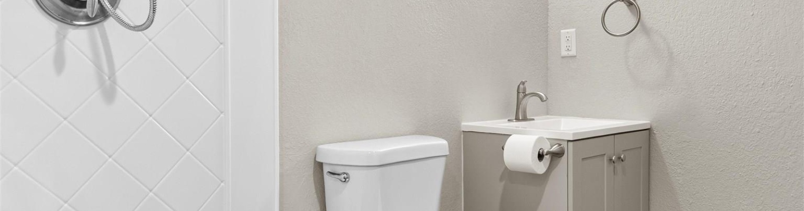 17th Ave, Kennewick, Washington 99337, 5 Bedrooms Bedrooms, 0 ,3 BathroomsBathrooms,Houses,For Sale,17th Ave,0,288398