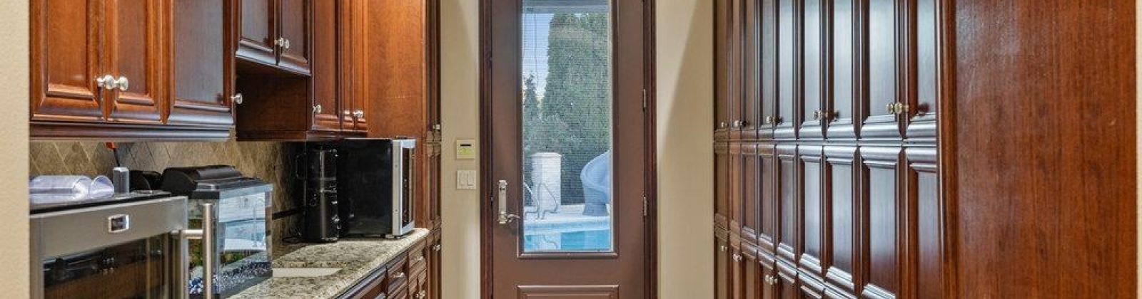 Irving St., Kennewick, Washington 99338, 4 Bedrooms Bedrooms, 0 ,6 BathroomsBathrooms,Houses,For Sale,Irving St.,0,288416