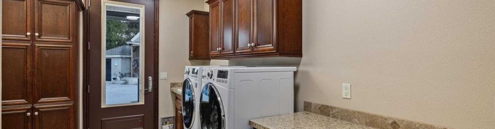 Irving St., Kennewick, Washington 99338, 4 Bedrooms Bedrooms, 0 ,6 BathroomsBathrooms,Houses,For Sale,Irving St.,0,288416