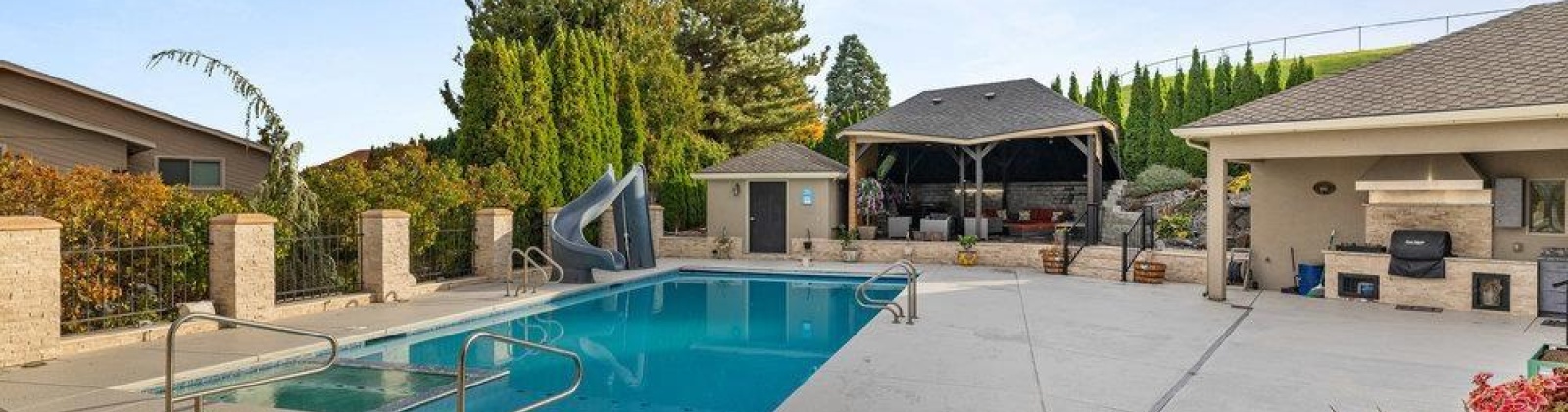 Irving St., Kennewick, Washington 99338, 4 Bedrooms Bedrooms, 0 ,6 BathroomsBathrooms,Houses,For Sale,Irving St.,0,288416