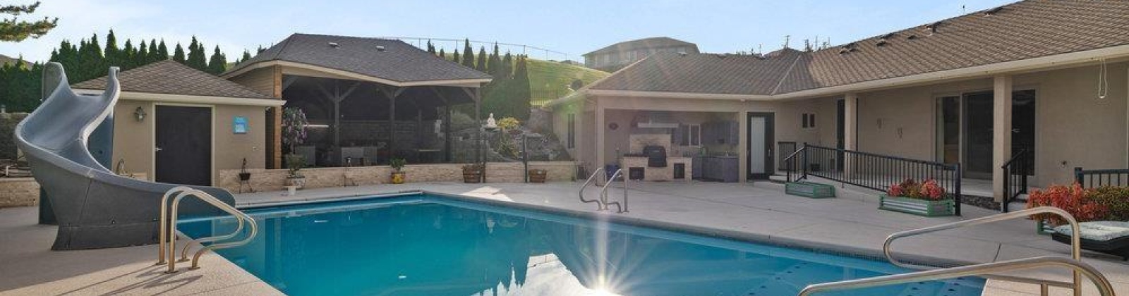 Irving St., Kennewick, Washington 99338, 4 Bedrooms Bedrooms, 0 ,6 BathroomsBathrooms,Houses,For Sale,Irving St.,0,288416