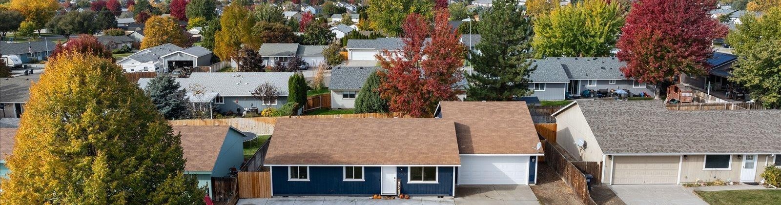 Iris Street, West Richland, Washington 99353, 3 Bedrooms Bedrooms, 0 ,2 BathroomsBathrooms,Houses,For Sale,Iris Street,0,288408