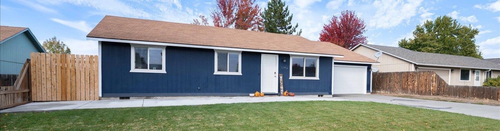 Iris Street, West Richland, Washington 99353, 3 Bedrooms Bedrooms, 0 ,2 BathroomsBathrooms,Houses,For Sale,Iris Street,0,288408