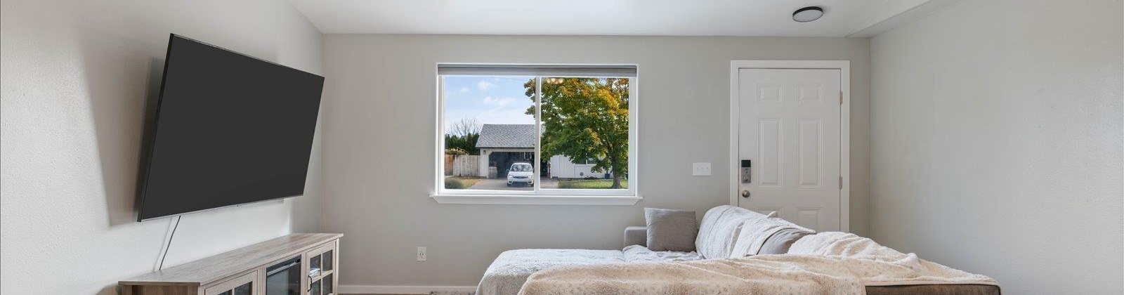 Iris Street, West Richland, Washington 99353, 3 Bedrooms Bedrooms, 0 ,2 BathroomsBathrooms,Houses,For Sale,Iris Street,0,288408