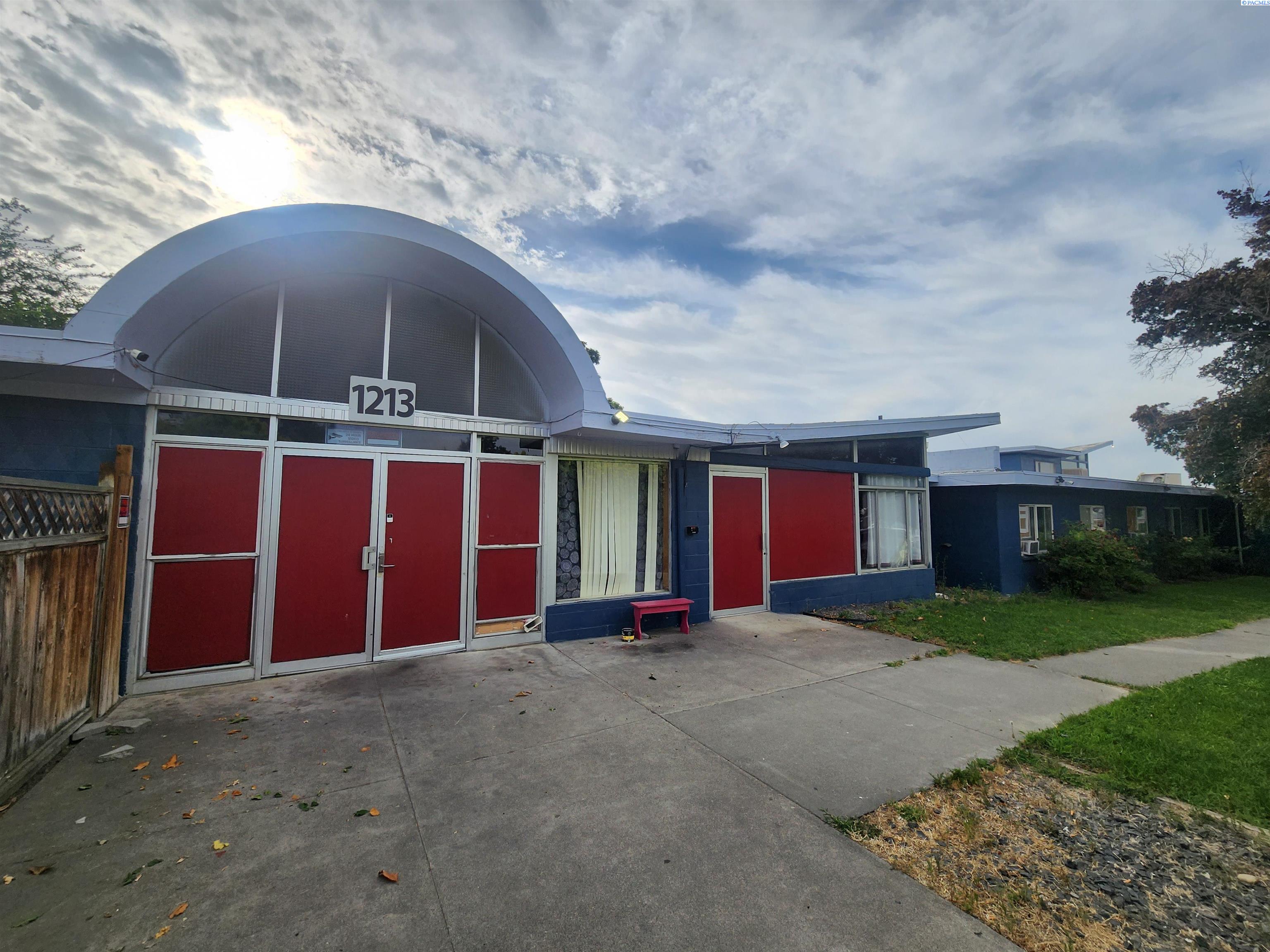 Morain Loop, Kennewick, Washington 99336, 0 , 0 ,11 BathroomsBathrooms,Special Use,For Sale,Morain Loop,0,288436