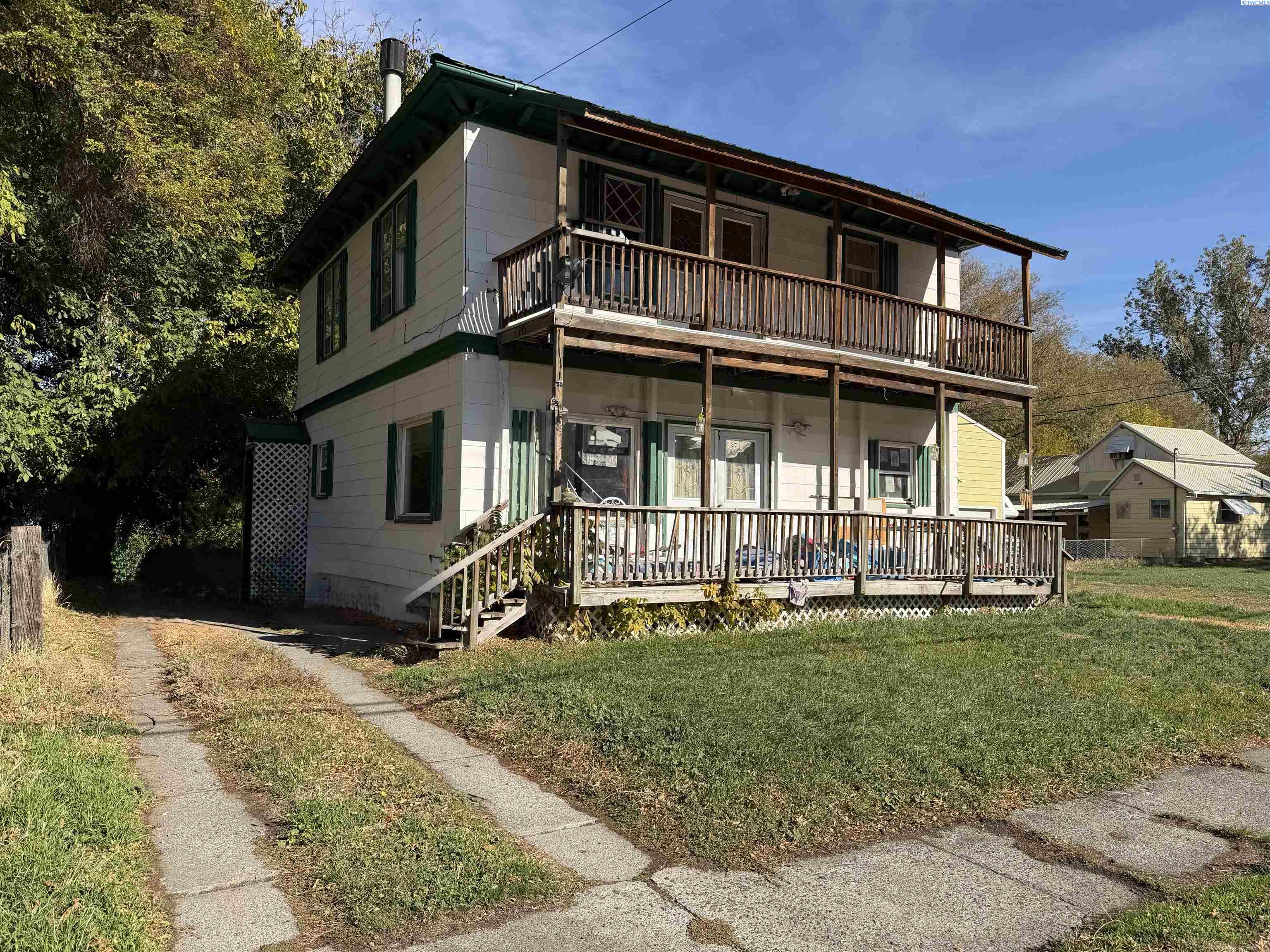 Pataha St, Pomeroy, Washington 99347, 5 Bedrooms Bedrooms, 0 ,2 BathroomsBathrooms,Multi-family,For Sale,Pataha St,0,288426