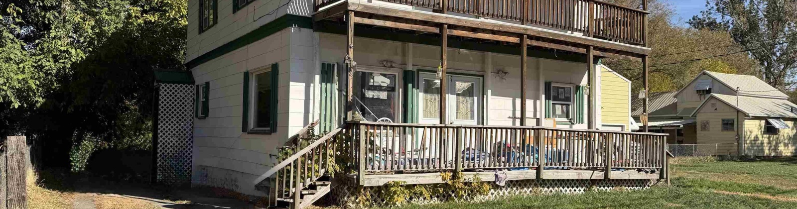 Pataha St, Pomeroy, Washington 99347, 5 Bedrooms Bedrooms, 0 ,2 BathroomsBathrooms,Multi-family,For Sale,Pataha St,0,288426