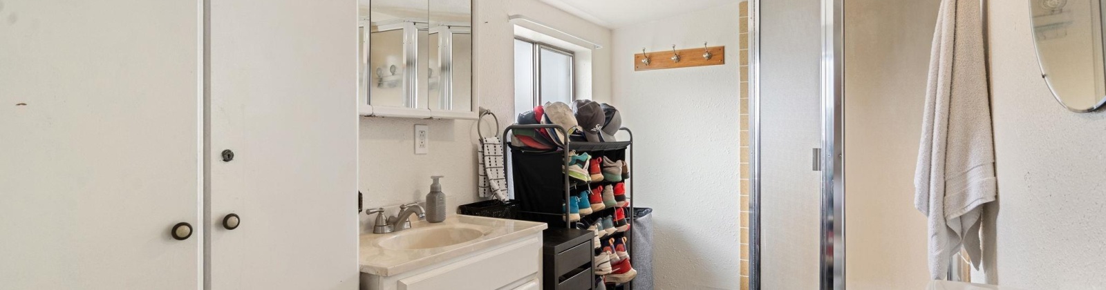 Court St, Prosser, Washington 99350, 2 Bedrooms Bedrooms, 0 ,2 BathroomsBathrooms,Houses,For Sale,Court St,0,288431