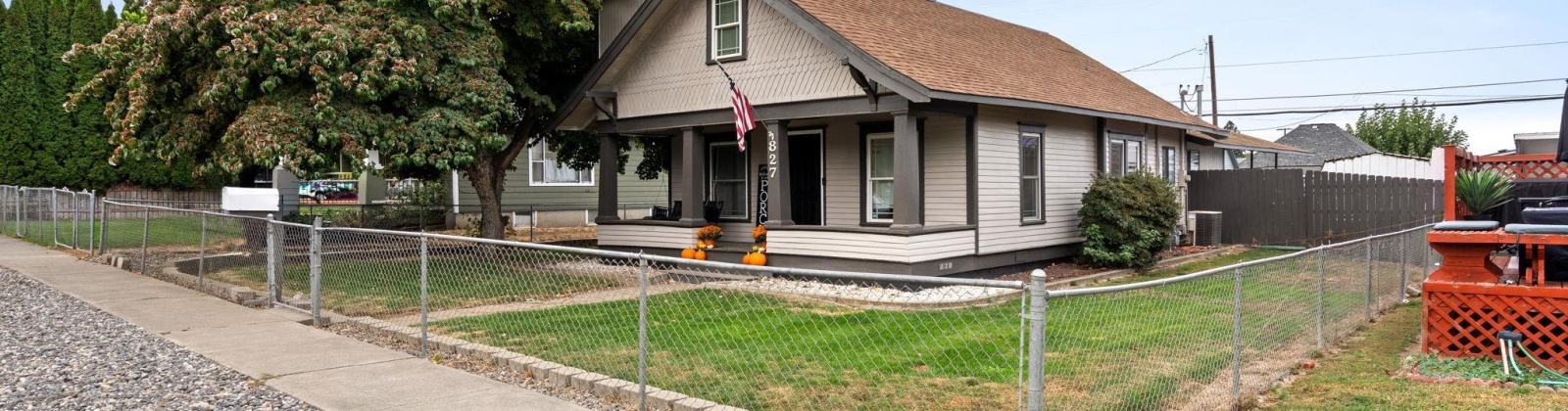Court St, Prosser, Washington 99350, 2 Bedrooms Bedrooms, 0 ,2 BathroomsBathrooms,Houses,For Sale,Court St,0,288431