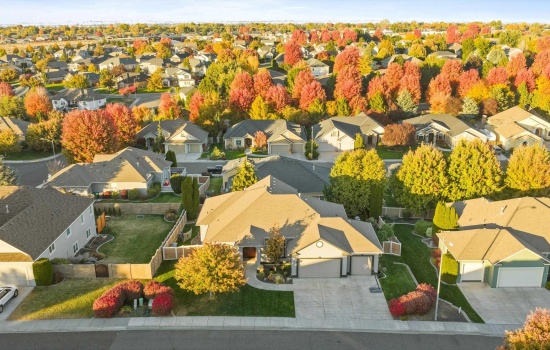6th Avenue, Kennewick, Washington 99336, 4 Bedrooms Bedrooms, 0 ,3 BathroomsBathrooms,Houses,For Sale,6th Avenue,0,288423