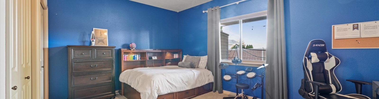 6th Avenue, Kennewick, Washington 99336, 4 Bedrooms Bedrooms, 0 ,3 BathroomsBathrooms,Houses,For Sale,6th Avenue,0,288423