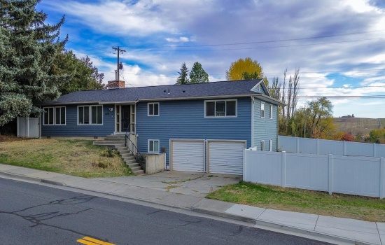 Crestview, Pullman, Washington 99163, 3 Bedrooms Bedrooms, 0 ,2 BathroomsBathrooms,Houses,For Sale,Crestview,0,288444