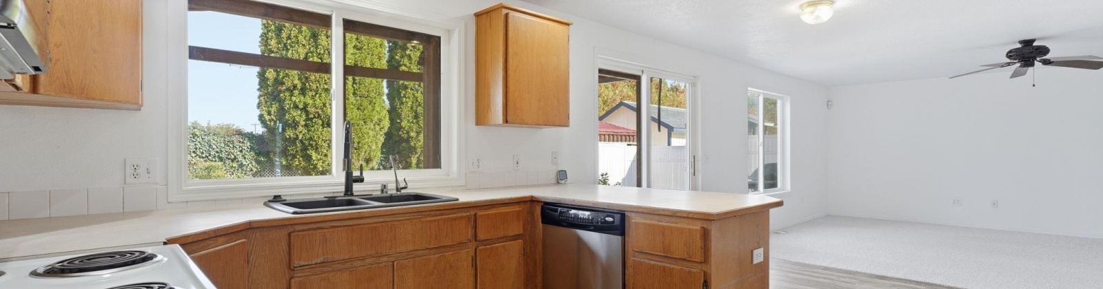 48TH AVE, Kennewick, Washington 99337, 4 Bedrooms Bedrooms, 0 ,3 BathroomsBathrooms,Houses,For Sale,48TH AVE,0,288440