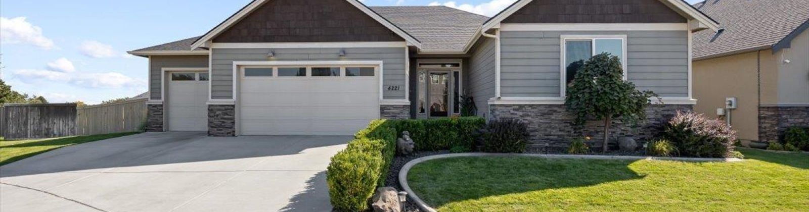 Yelm Place, Kennewick, Washington 99337, 4 Bedrooms Bedrooms, 0 ,3 BathroomsBathrooms,Houses,For Sale,Yelm Place,0,287627