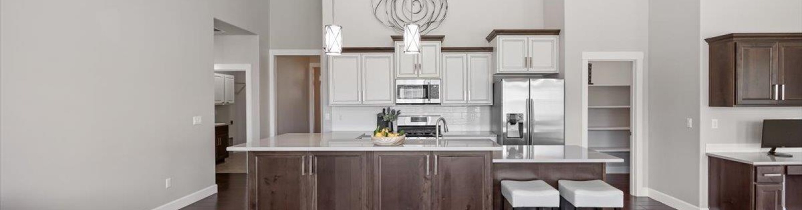 Yelm Place, Kennewick, Washington 99337, 4 Bedrooms Bedrooms, 0 ,3 BathroomsBathrooms,Houses,For Sale,Yelm Place,0,287627