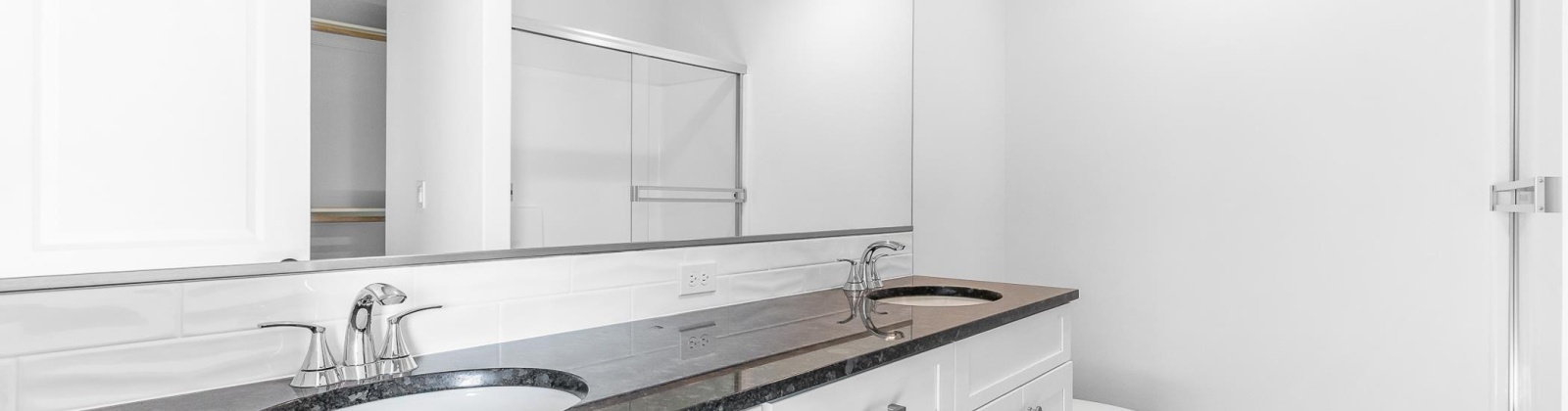 Grapevine Ct, West Richland, Washington 99353, 3 Bedrooms Bedrooms, 0 ,3 BathroomsBathrooms,Condos/townhomes,For Sale,Grapevine Ct,0,288454