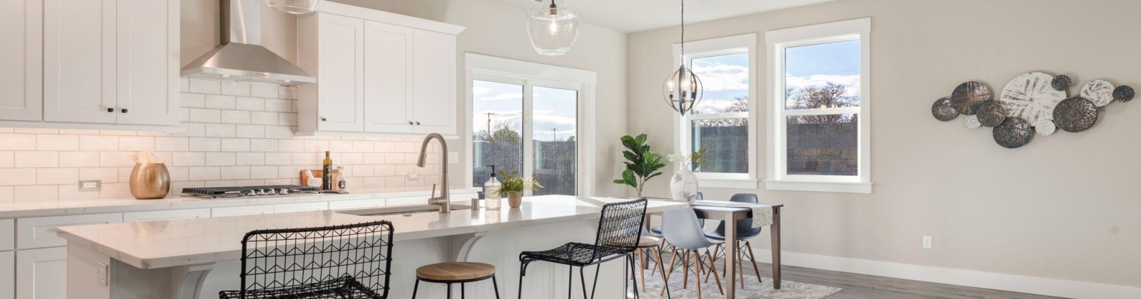 Grant Place, Kennewick, Washington 99336, 4 Bedrooms Bedrooms, 0 ,3 BathroomsBathrooms,Houses,For Sale,Grant Place,0,288463