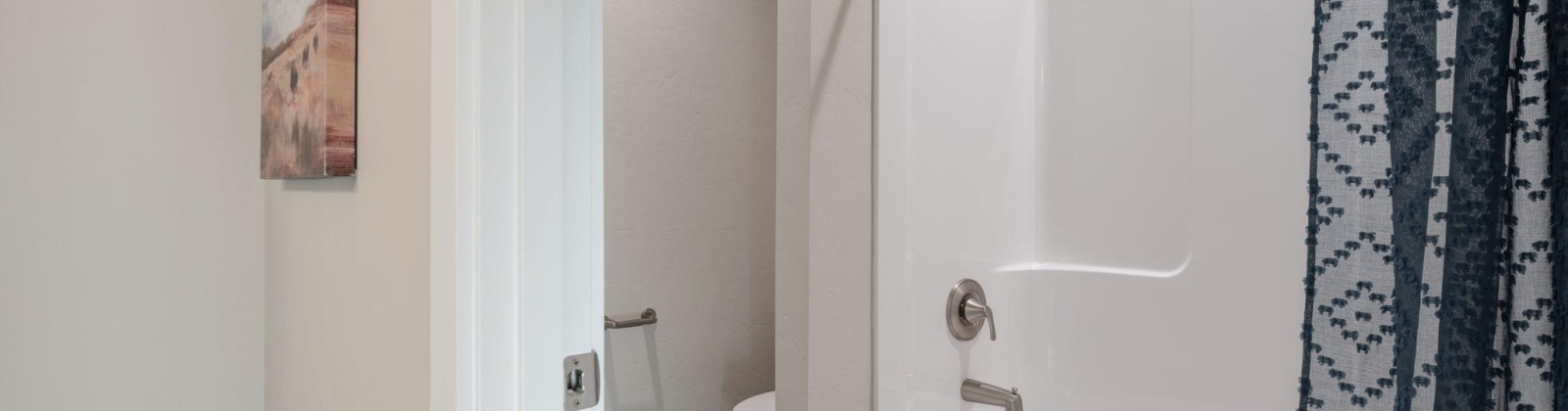 Grant Place, Kennewick, Washington 99336, 4 Bedrooms Bedrooms, 0 ,3 BathroomsBathrooms,Houses,For Sale,Grant Place,0,288463