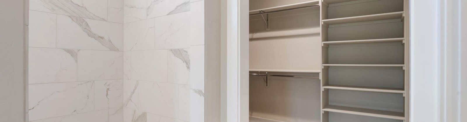 Grant Place, Kennewick, Washington 99336, 4 Bedrooms Bedrooms, 0 ,3 BathroomsBathrooms,Houses,For Sale,Grant Place,0,288463