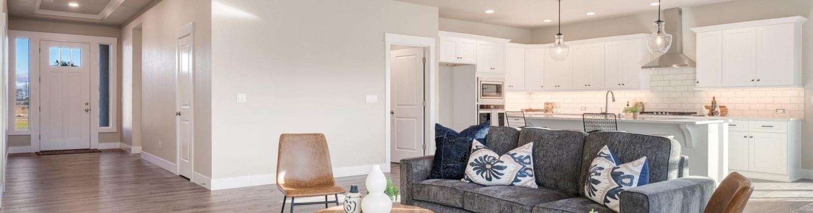 Grant Place, Kennewick, Washington 99336, 4 Bedrooms Bedrooms, 0 ,3 BathroomsBathrooms,Houses,For Sale,Grant Place,0,288463