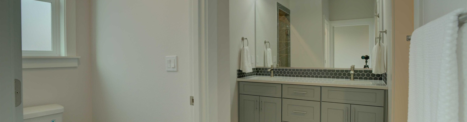 Grant Place, Kennewick, Washington 99336, 4 Bedrooms Bedrooms, 0 ,2 BathroomsBathrooms,Houses,For Sale,Grant Place,0,288464