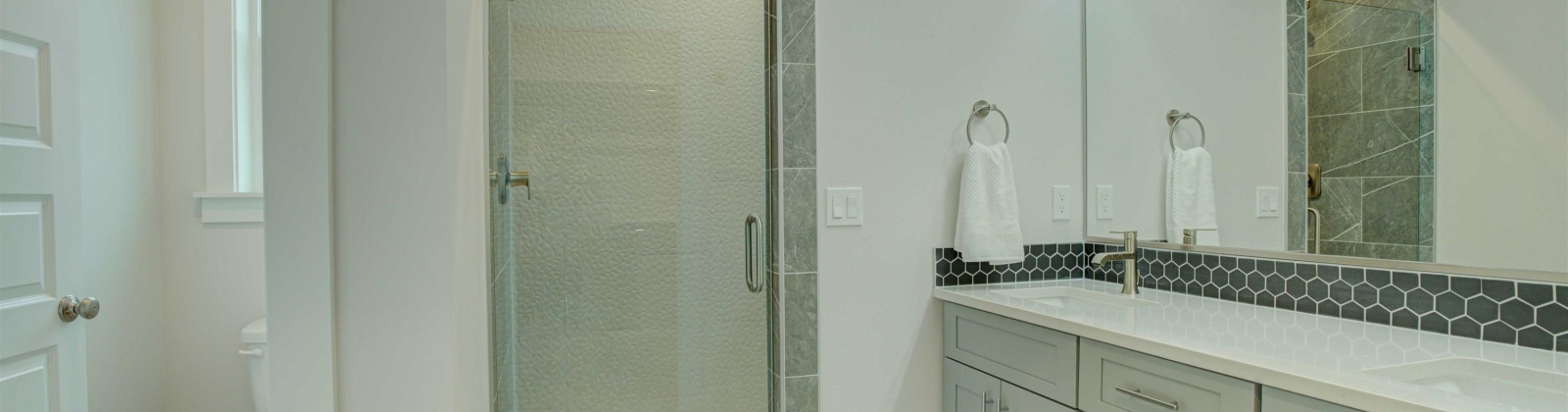 Grant Place, Kennewick, Washington 99336, 4 Bedrooms Bedrooms, 0 ,2 BathroomsBathrooms,Houses,For Sale,Grant Place,0,288464